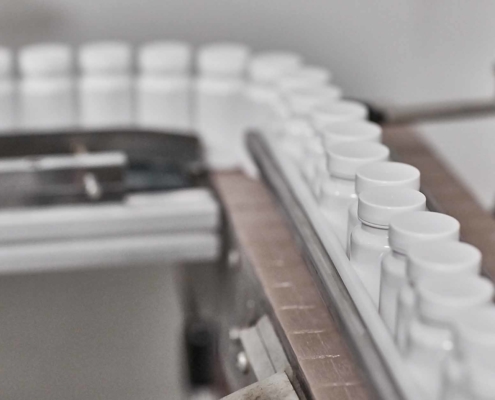 pharmaceutical nutraceutical compounding packaging capsules
